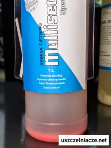 Butelka Multiseal Special z widocznym różowym osadem na dnie