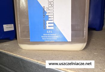 Osad w butelce uszczelniacza jest czymś naturalnym